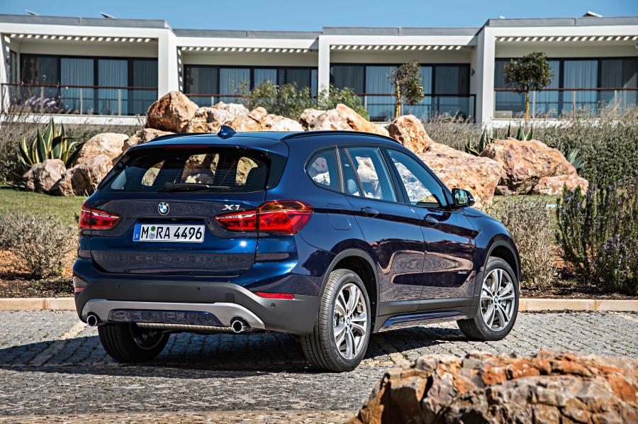  BMW X1 xDrive25i Sport Line 2015 года  (фото 7 из 36)